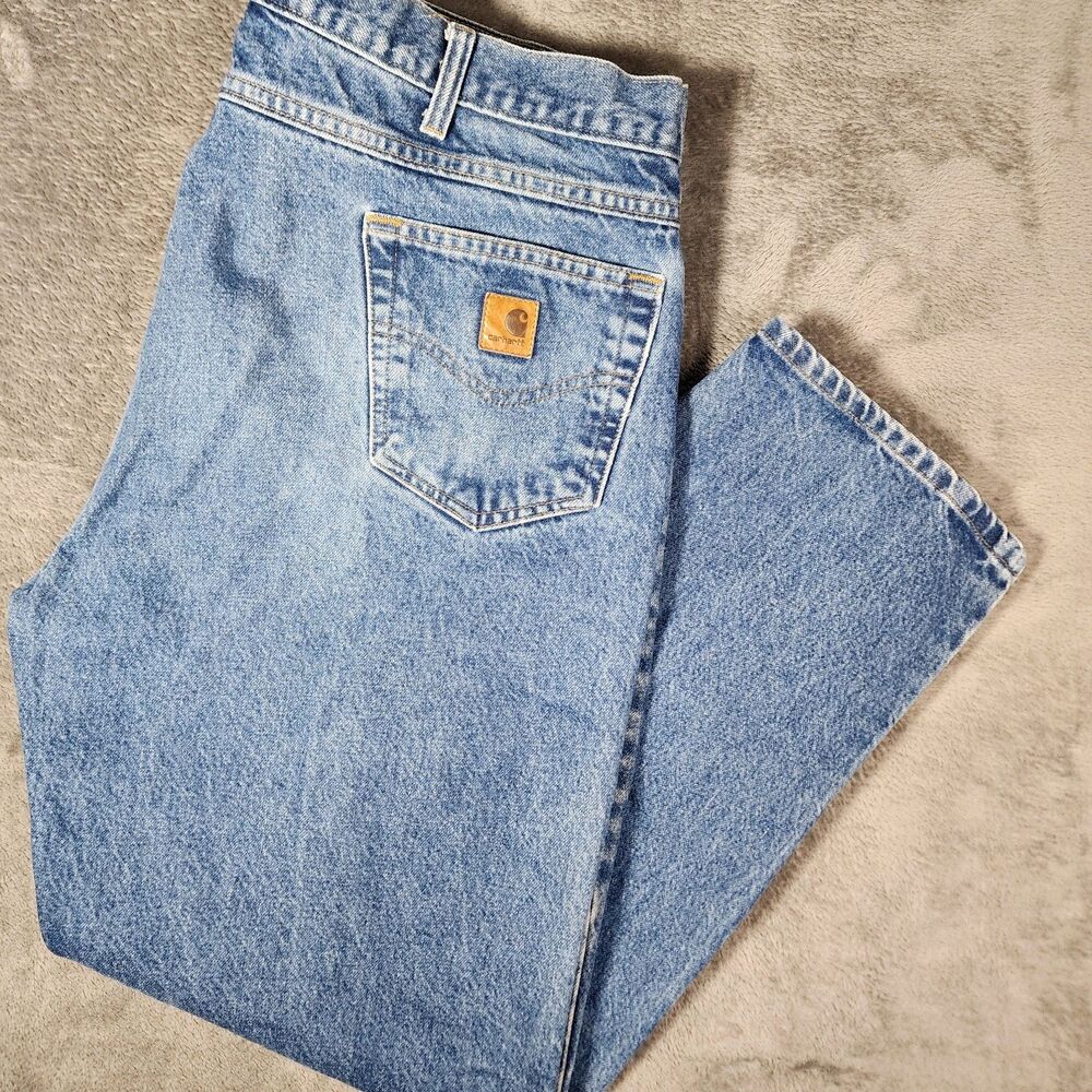 Carhartt Men's Blue Jeans 42x30 or 42x32 Medium Wash Denim Relaxed Fit Workwear